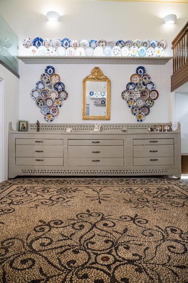 Antigone Traditional House *