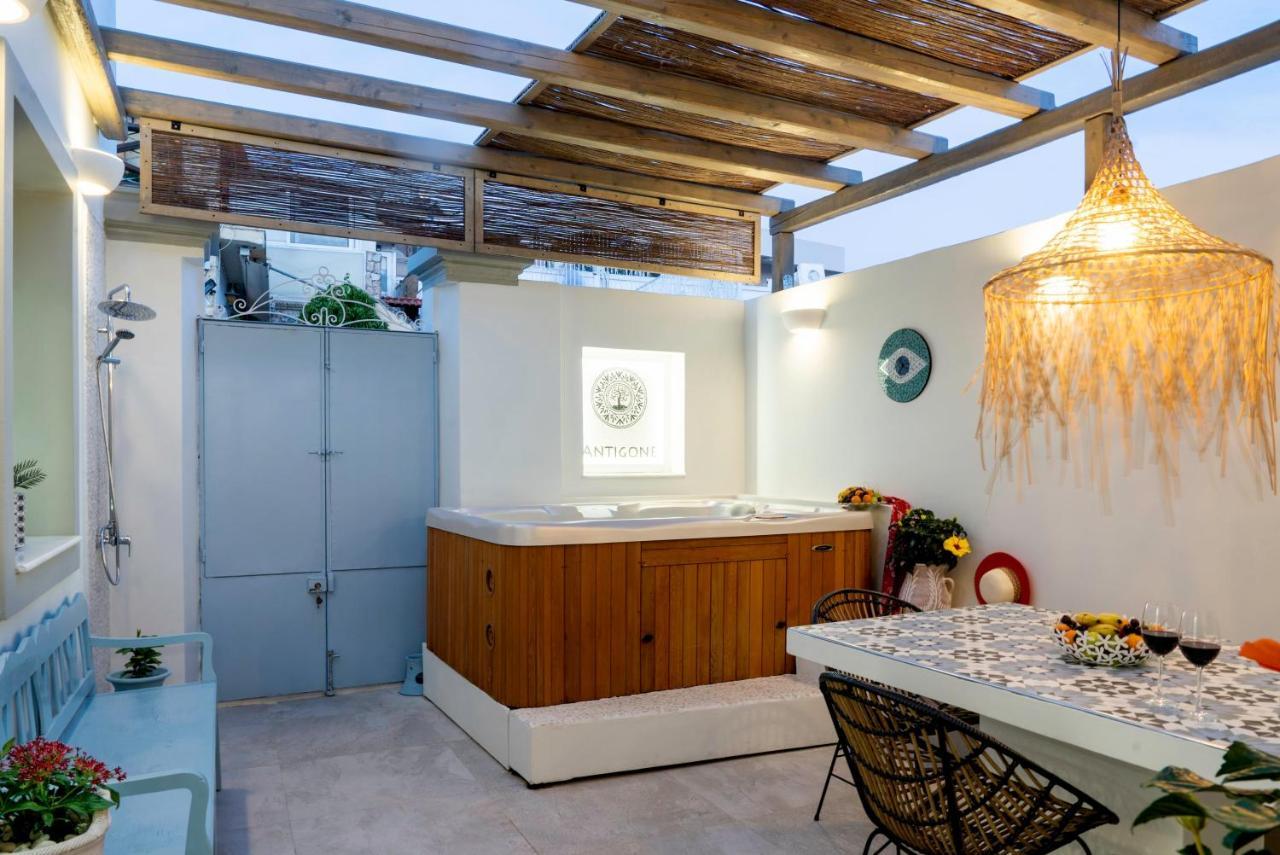 Holiday home Antigone Traditional House *
