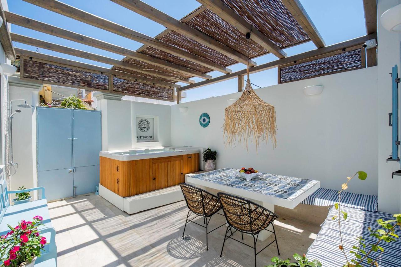 Antigone Traditional House